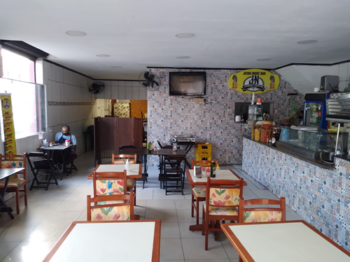 jecas_bar3.jpg