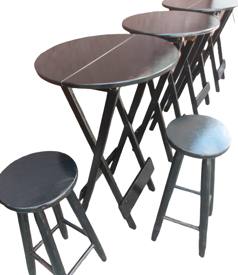 Mesa%20bistr%C3%B4%20e%20banquetas.png